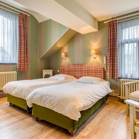 Hotel Le Cor De Chasse Saint-Hubert Exteriér fotografie