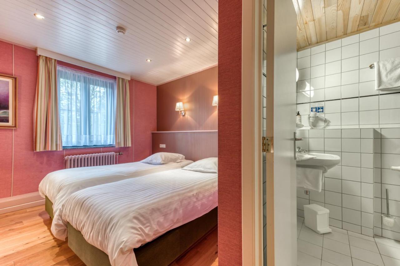 Hotel Le Cor De Chasse Saint-Hubert Exteriér fotografie