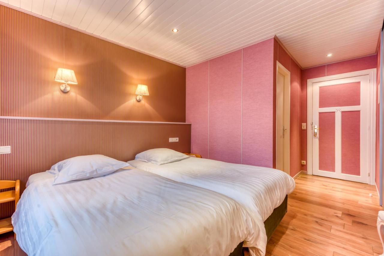 Hotel Le Cor De Chasse Saint-Hubert Exteriér fotografie