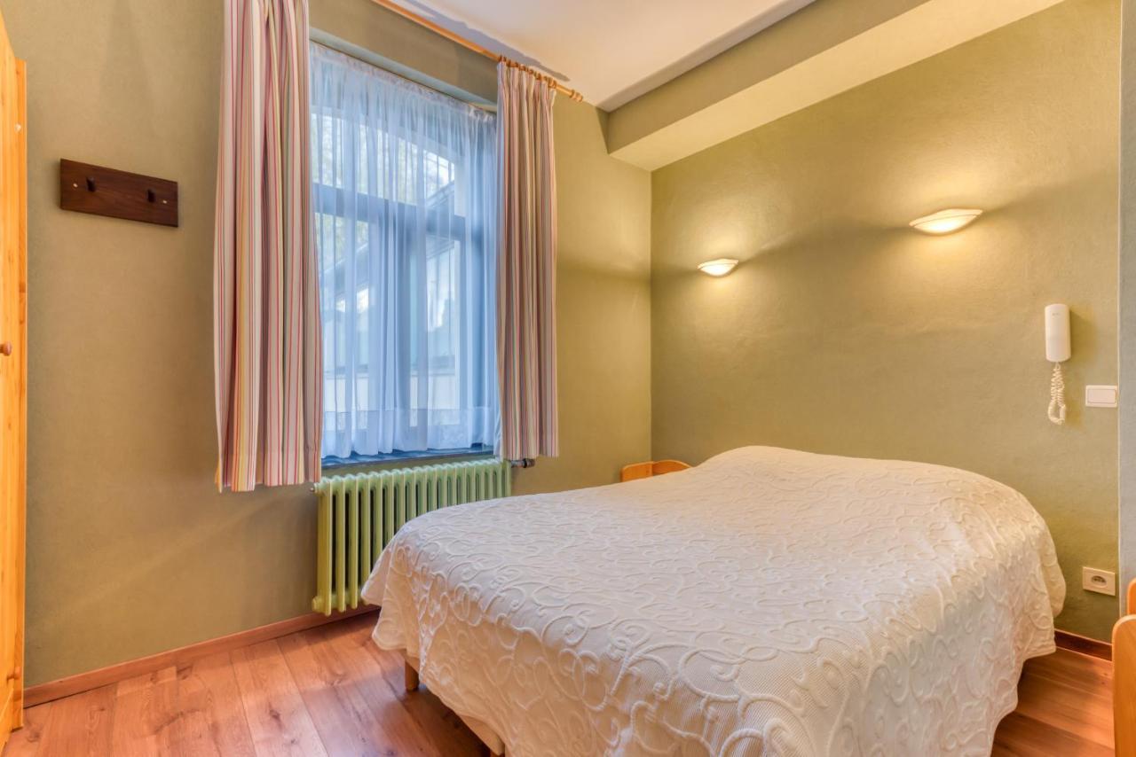 Hotel Le Cor De Chasse Saint-Hubert Exteriér fotografie