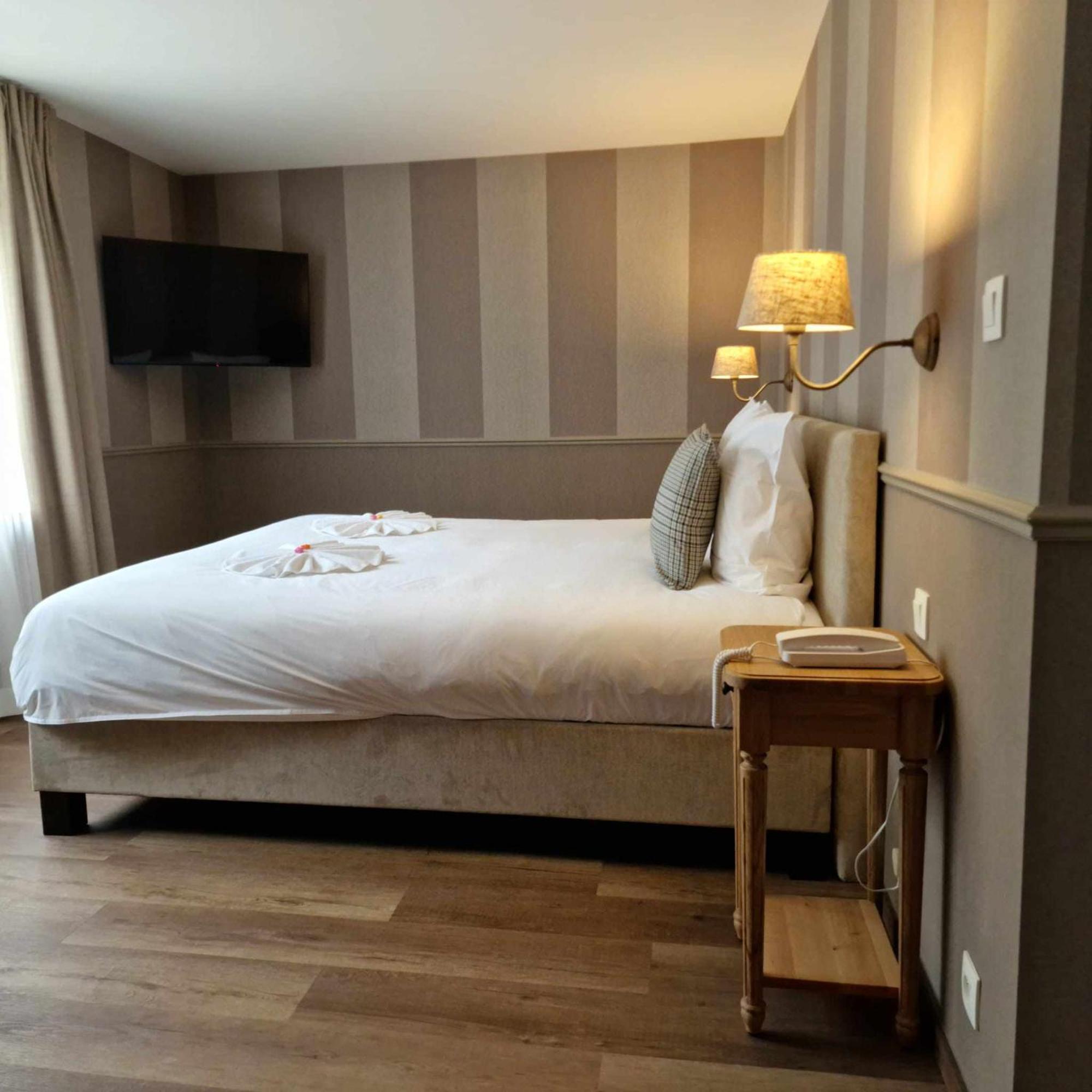 Hotel Le Cor De Chasse Saint-Hubert Exteriér fotografie
